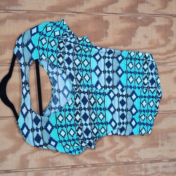 Kirra Aztec top - Picture 2 of 2